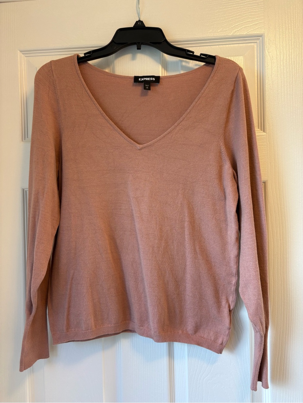 Express Scoop Neck Sweater in Dusty Rose